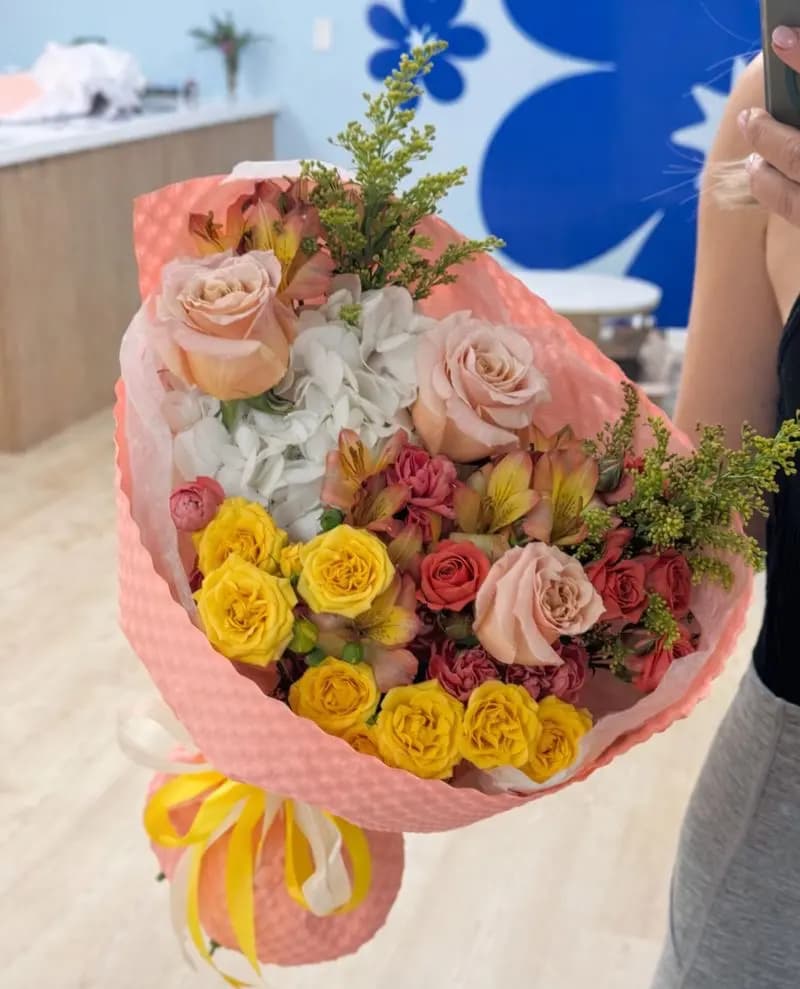 Sunny Peach Garden Bouquet